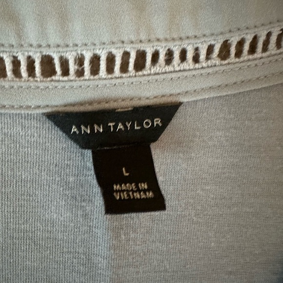 Ann Taylor Light Blue V-Neck Blouse - Picture 2 of 2